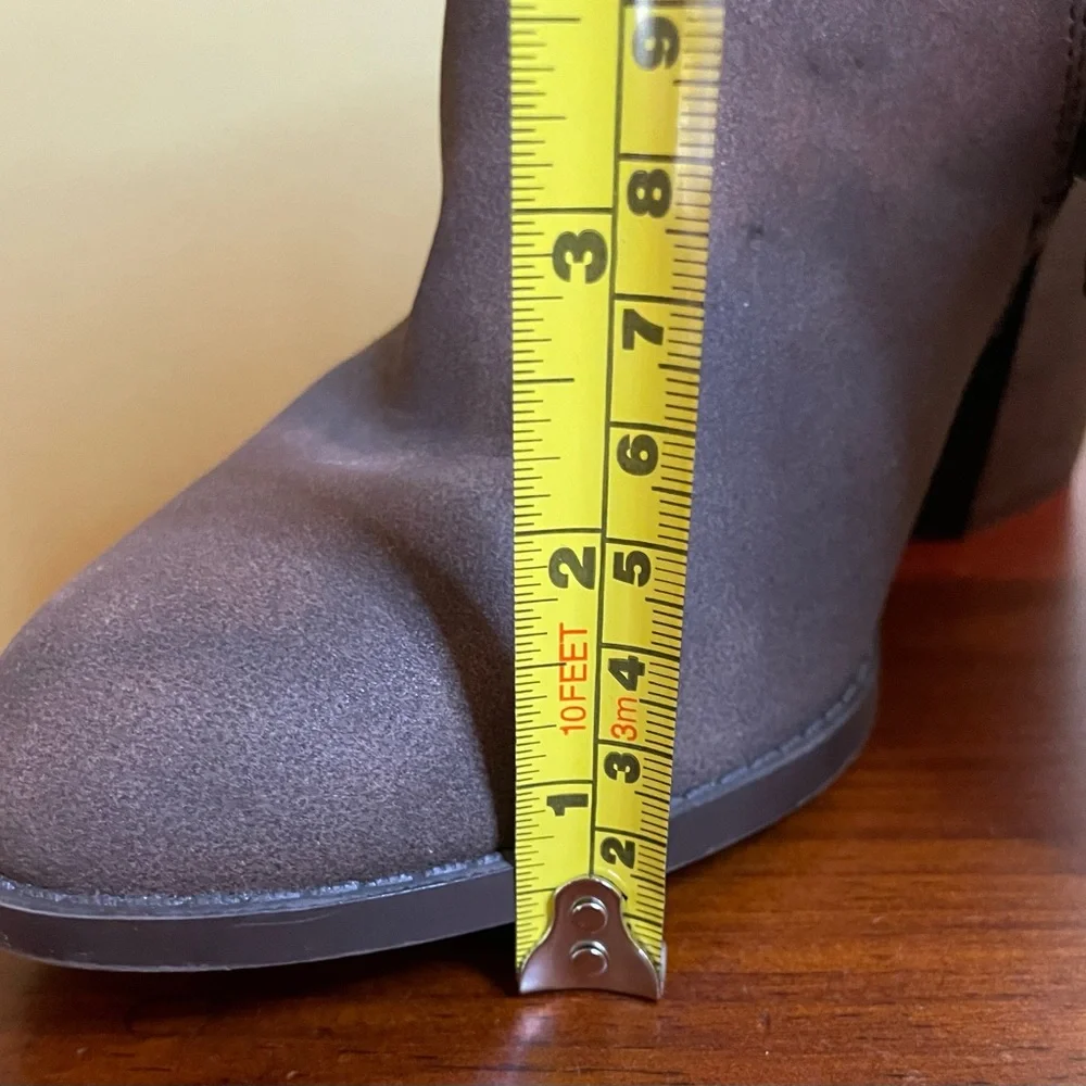 Just Fab Brown Boots - Size 10 - Picture 12 of 13